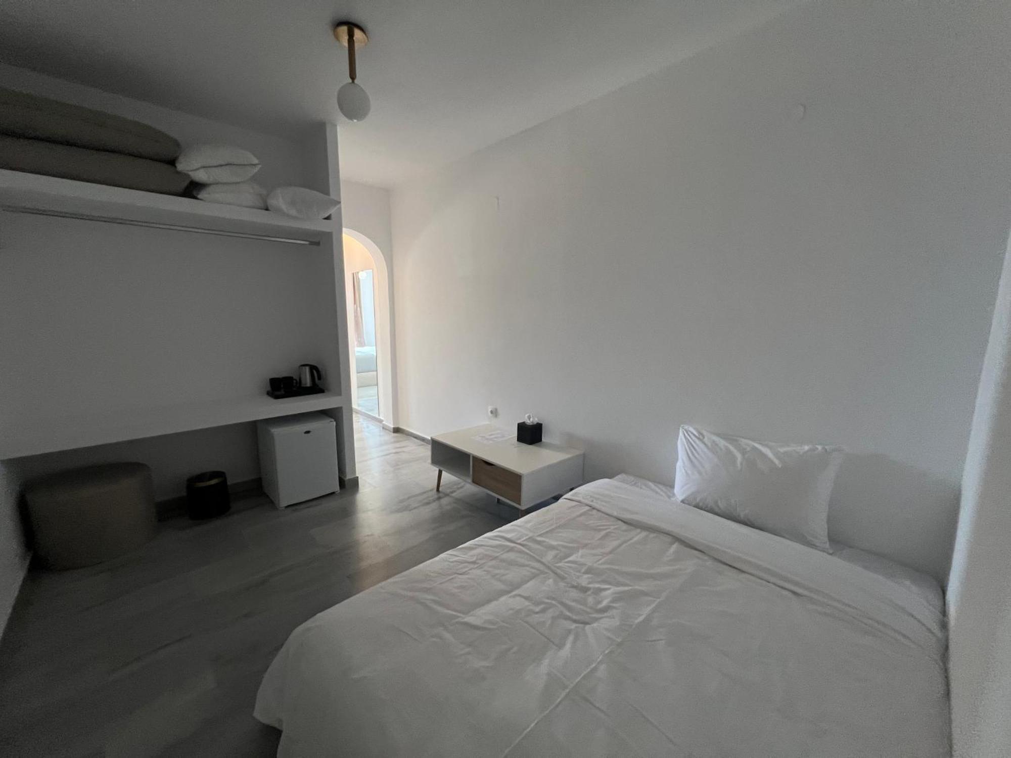 Yaleena Residences Drios Ngoại thất bức ảnh