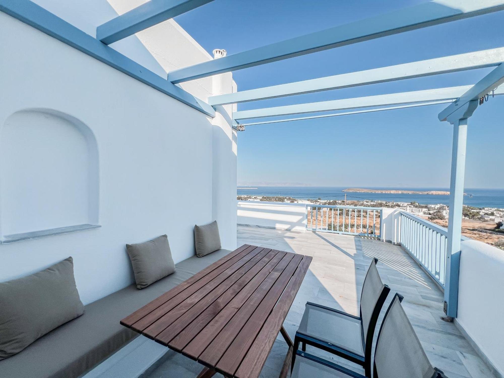 Yaleena Residences Drios Ngoại thất bức ảnh