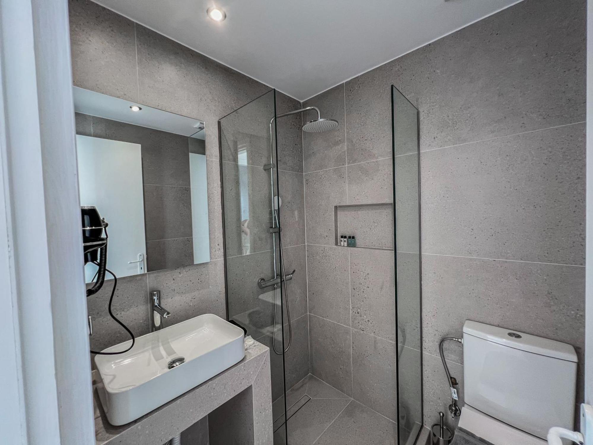 Yaleena Residences Drios Ngoại thất bức ảnh