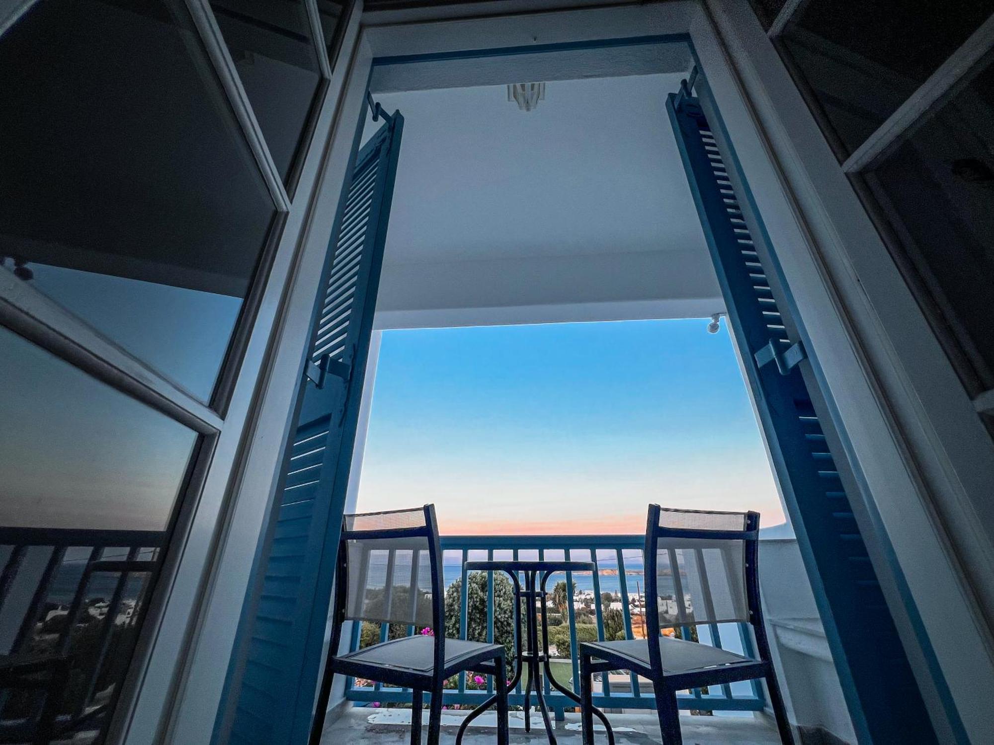 Yaleena Residences Drios Ngoại thất bức ảnh